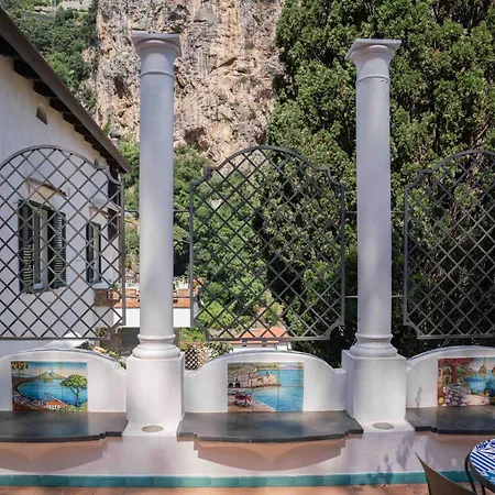 Guest house Annalara Charme And Relax 2*