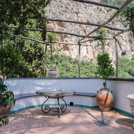 Guest house Annalara Charme And Relax Amalfi